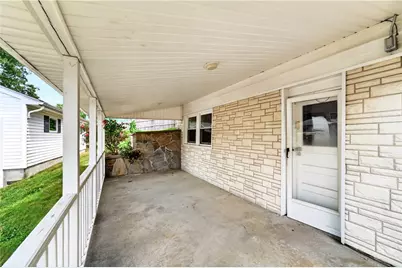 40 Cleveland Street, West Warwick, RI 02893 - Photo 27