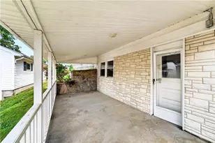 40 Cleveland St, West Warwick, RI 02893 - Photo 27