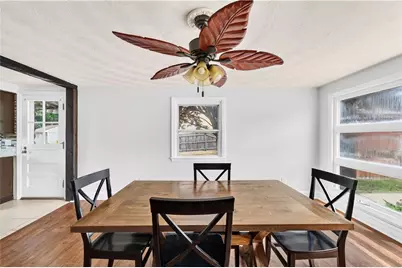 40 Cleveland Street, West Warwick, RI 02893 - Photo 7