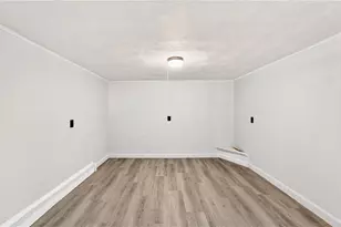 40 Cleveland St, West Warwick, RI 02893 - Photo 23
