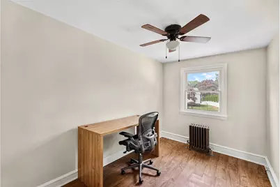 40 Cleveland Street, West Warwick, RI 02893 - Photo 17