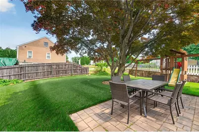 40 Cleveland Street, West Warwick, RI 02893 - Photo 31