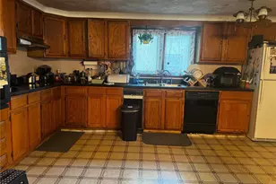 73 Benedict St, Providence, RI 02907 - Photo 17