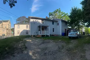 73 Benedict St, Providence, RI 02907 - Photo 7