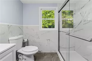 380 Brayton Rd, Tiverton, RI 02878 - Photo 19
