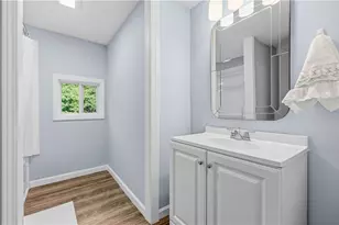 380 Brayton Rd, Tiverton, RI 02878 - Photo 27