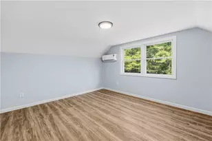 380 Brayton Rd, Tiverton, RI 02878 - Photo 21