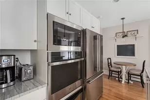 160 Taber Ave, Providence, RI 02906 - Photo 21
