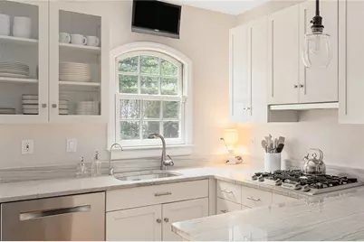 160 Taber Avenue, Providence, RI 02906 - Photo 25