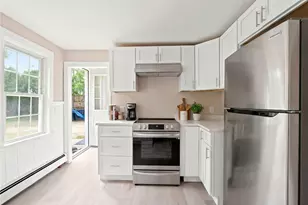 65 New London Ave, Warwick, RI 02886 - Photo 7