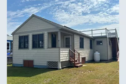 25 Champlin Avenue, Narragansett, RI 02879 - Photo 1