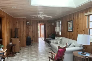 25 Champlin Ave, Narragansett, RI 02879 - Photo 7