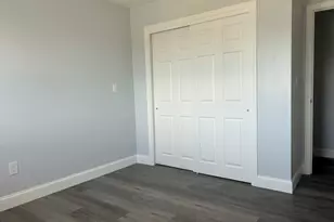 728 Beverage Hill Ave, Pawtucket, RI 02861 - Photo 15