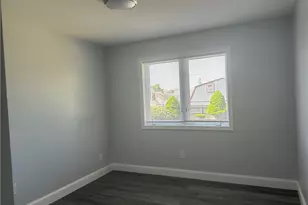 728 Beverage Hill Ave, Pawtucket, RI 02861 - Photo 9