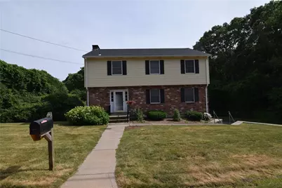 8 Pequot Avenue, Westerly, RI 02891 - Photo 3
