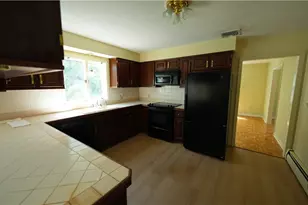 8 Pequot Ave, Westerly, RI 02891 - Photo 11
