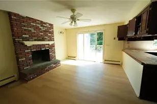 8 Pequot Ave, Westerly, RI 02891 - Photo 9