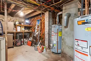 93 French St, Pawtucket, RI 02860 - Photo 31