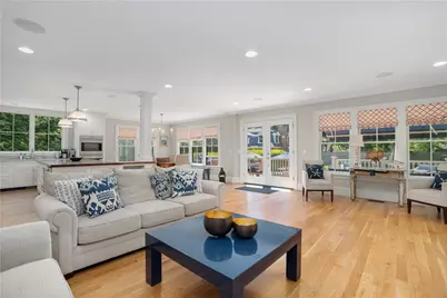 15 Berkeley Avenue, Newport, RI 02840 - Photo 5
