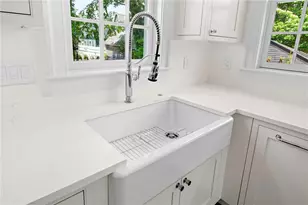 75 Bridge St, Newport, RI 02840 - Photo 19