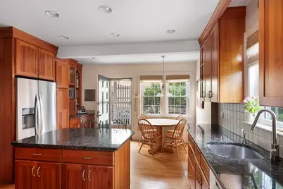 176 Cole Avenue, Providence, RI 02906 - Photo 21