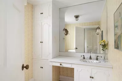 176 Cole Avenue, Providence, RI 02906 - Photo 15