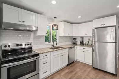 9 Rebecca Street, Coventry, RI 02816 - Photo 5