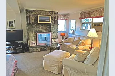 20 Thorpe Avenue, Portsmouth, RI 02871 - Photo 1