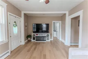 91 Berkshire St, Providence, RI 02908 - Photo 9