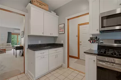 158 Narragansett Avenue #U, Newport, RI 02840 - Photo 13