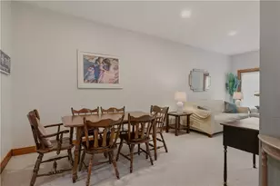 158 Narragansett Ave, Newport, RI 02840 - Photo 9