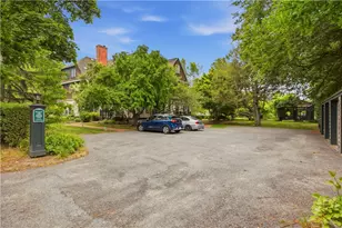 158 Narragansett Ave, Newport, RI 02840 - Photo 31
