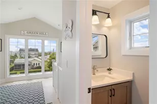 7 Rosebriar Ave, South Kingstown, RI 02879 - Photo 29