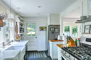 26 Bridge St, Warren, RI 02885 - Photo 15