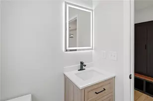 135 Owen Ave, Pawtucket, RI 02860 - Photo 15