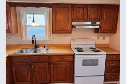 32 Bowles Court, Pawtucket, RI 02860 - Photo 5