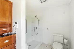 27 Charles Ave, Uxbridge, MA 01569 - Photo 29