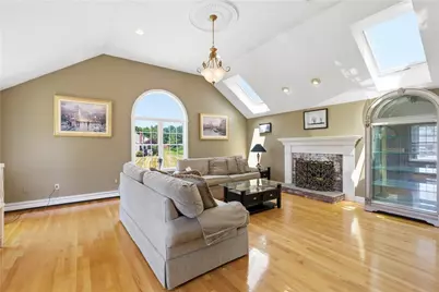 27 Charles Avenue, Uxbridge, MA 01569 - Photo 9
