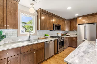 210 Promenade Street, Barrington, RI 02806 - Photo 17