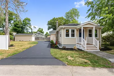 210 Promenade Street, Barrington, RI 02806 - Photo 3