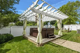 80 Preston Dr, Warwick, RI 02886 - Photo 39