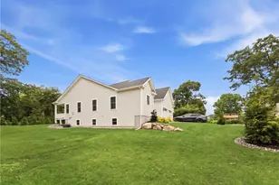 124 Oak St, South Kingstown, RI 02879 - Photo 29