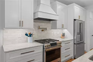 124 Oak St, South Kingstown, RI 02879 - Photo 3