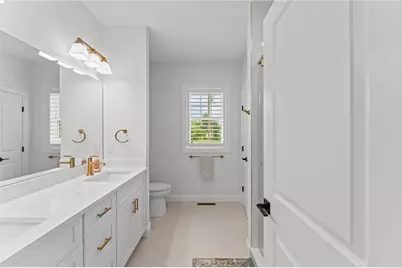 124 Oak Street, South Kingstown, RI 02879 - Photo 17