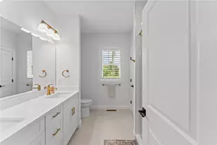 124 Oak St, South Kingstown, RI 02879 - Photo 17