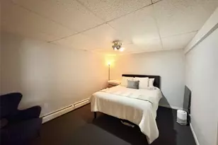 262 Pequot Ave, Warwick, RI 02889 - Photo 17