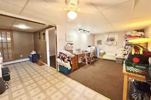 262 Pequot Ave, Warwick, RI 02889 - Photo 15
