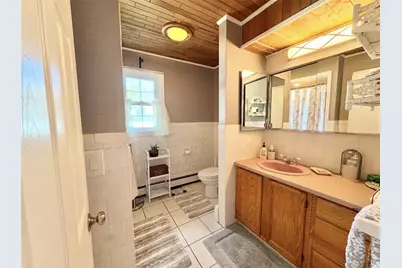 262 Pequot Avenue, Warwick, RI 02889 - Photo 11