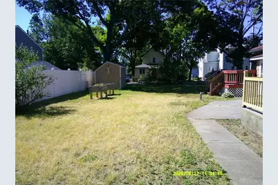 262 Pequot Avenue, Warwick, RI 02889 - Photo 21