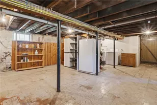 40 Greenwood Ave, Warwick, RI 02886 - Photo 21